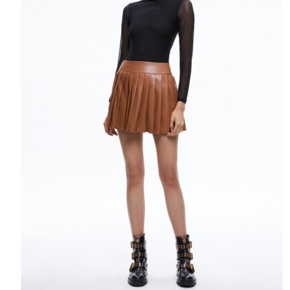 Alice + Olivia PURA Vegan Leather Pleated Skort Camel Tan 0 NWT